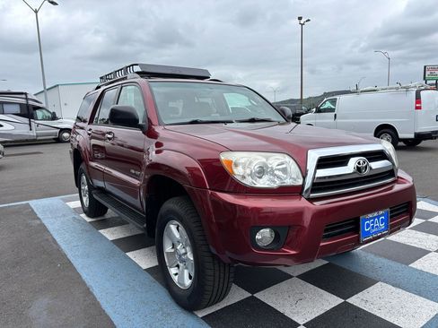 Used 2006 Toyota 4Runner SR5 AWD/4WD image 7