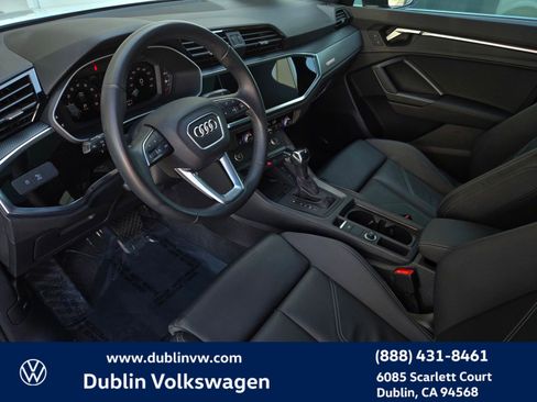 Used 2023 Audi Q3 2.0T Premium Plus w/ Premium Plus Package image 9