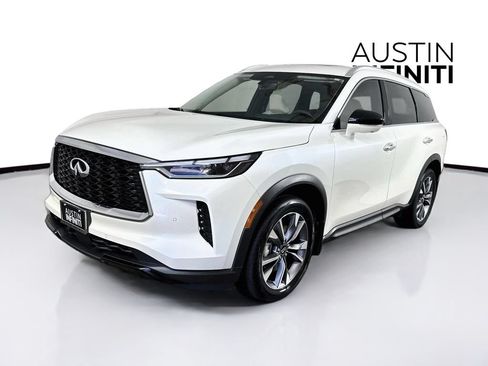 Certified 2023 INFINITI QX60 Luxe w/ Performance Audio Package AWD/4WD image 5