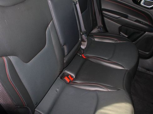 Used 2022 Jeep Compass Trailhawk w/ Trailhawk Elite Group image 9