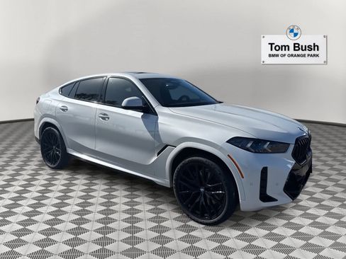 New 2026 BMW X6 xDrive40i image 3