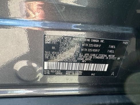 Used 2024 Toyota RAV4 XLE w/ Convenience Package FWD image 19
