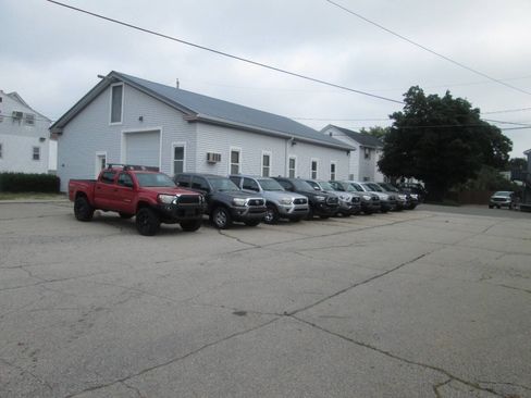 Used 2016 Toyota Tacoma SR5 AWD/4WD image 23