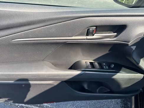 Used 2026 Toyota Camry SE FWD image 25