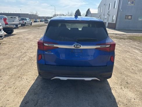 Used 2021 Kia Seltos LX image 6