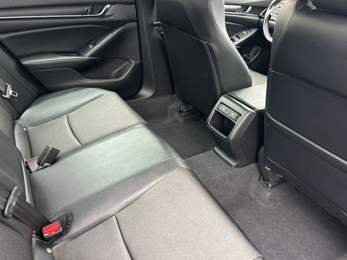 Used 2022 Honda Accord Sport image 29