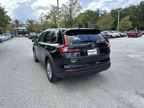 Used 2024 Honda CR-V EX image 4