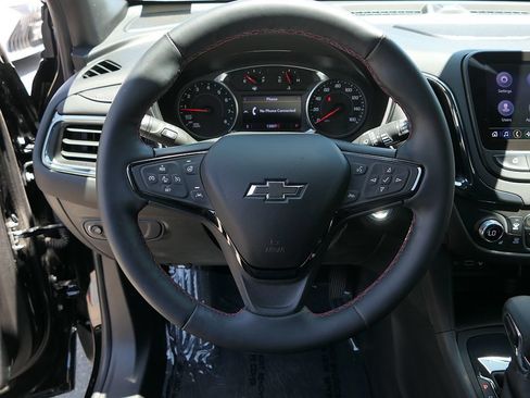 Used 2023 Chevrolet Equinox RS w/ RS Leather Package FWD image 17
