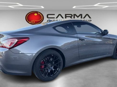 Used 2013 Hyundai Genesis 3.8 RWD image 5