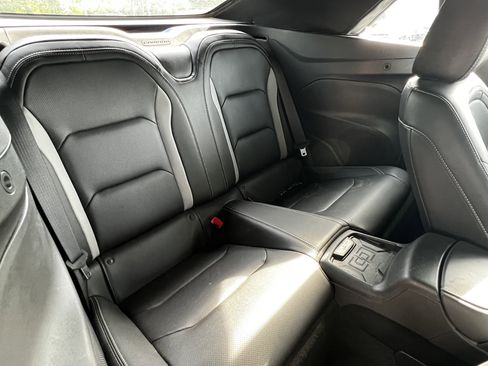 Used 2018 Chevrolet Camaro LT image 32