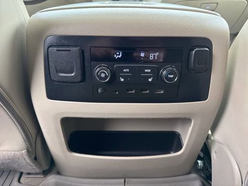 Used 2019 GMC Yukon Denali w/ Denali Ultimate Package image 28