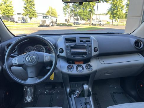 Used 2007 Toyota RAV4 Limited FWD image 15