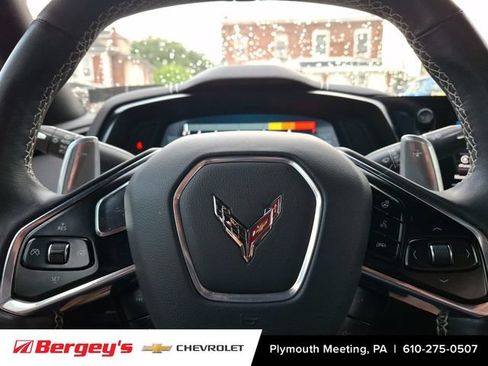 Used 2022 Chevrolet Corvette Stingray Preferred Conv w/ Z51 Performance Package RWD image 18