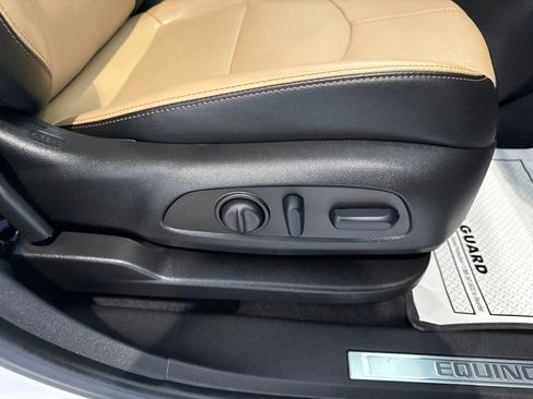 Used 2023 Chevrolet Equinox Premier AWD/4WD image 13