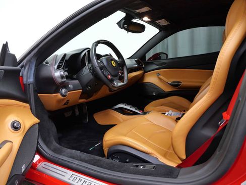 Certified 2018 Ferrari 488 GTB image 16