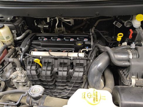 Used 2020 Dodge Journey SE w/ SE Popular Equipment Group FWD image 30