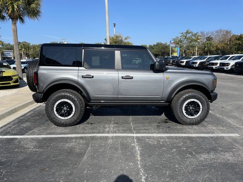 New 2025 Ford Bronco Badlands w/ Sasquatch Package image 9