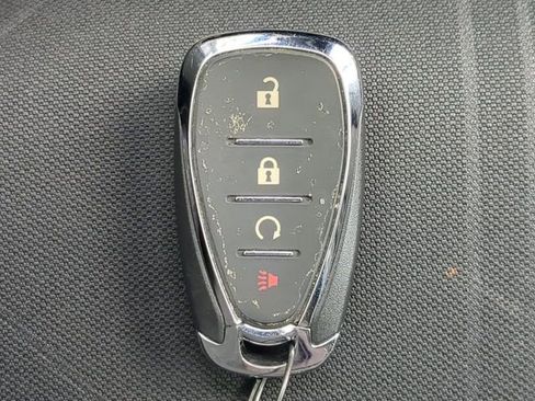 Used 2019 Chevrolet Trax LT w/ LT Convenience Package FWD image 33
