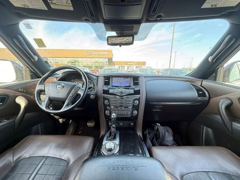 Used 2020 Nissan Armada Platinum w/ Platinum Reserve Package image 28