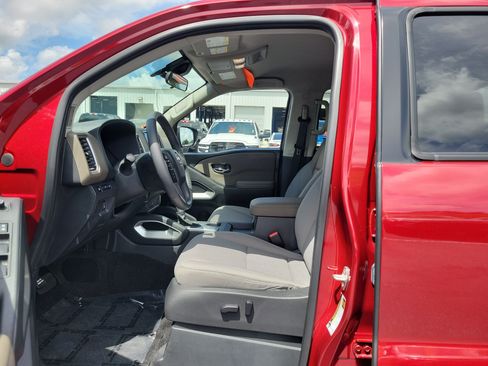 Used 2022 Nissan Frontier SV RWD image 20