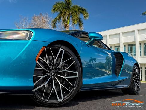 Used 2023 McLaren GT image 14