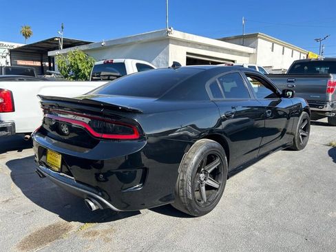 Used 2019 Dodge Charger R/T RWD image 5