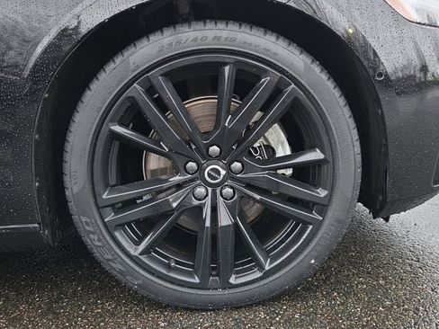 Certified 2023 Volvo S60 B5 Plus w/ Climate Package image 10