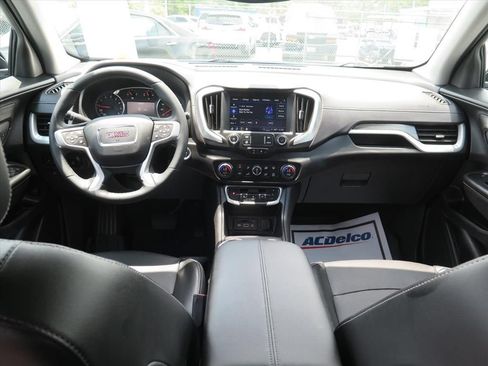 Used 2023 GMC Terrain SLT w/ Tech Package FWD image 23