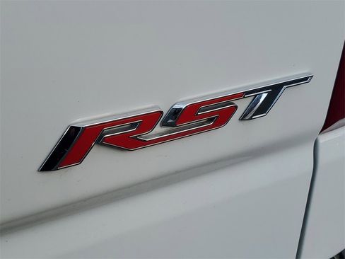 Used 2021 Chevrolet Silverado 1500 RST w/ Bed Protection Package image 9