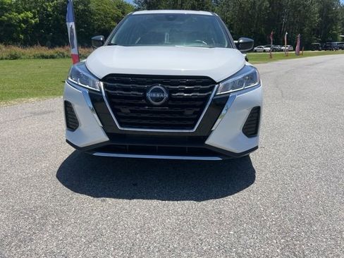 Certified 2024 Nissan Kicks S FWD image 2
