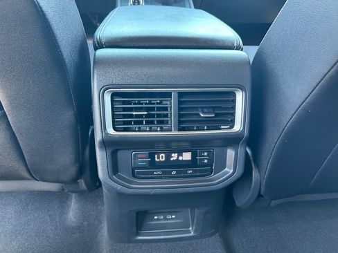 Used 2026 Volkswagen Atlas SE AWD/4WD image 31