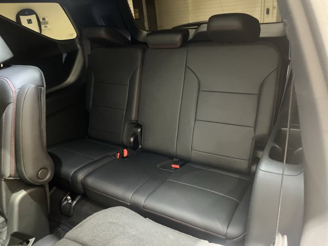 Certified 2025 Chevrolet Traverse RS w/ LPO, Roadside Safety Package FWD image 25