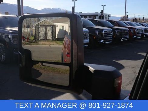 Used 2022 GMC Sierra 3500 AT4 w/ AT4 Preferred Package image 13