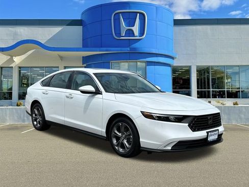 Used 2024 Honda Accord EX image 1
