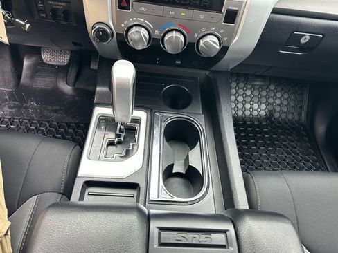 Used 2017 Toyota Tundra SR5 image 17