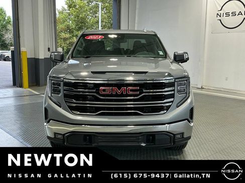 Used 2023 GMC Sierra 1500 SLT AWD/4WD image 28