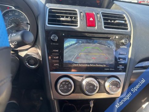 Used 2017 Subaru Crosstrek 2.0i Limited image 12