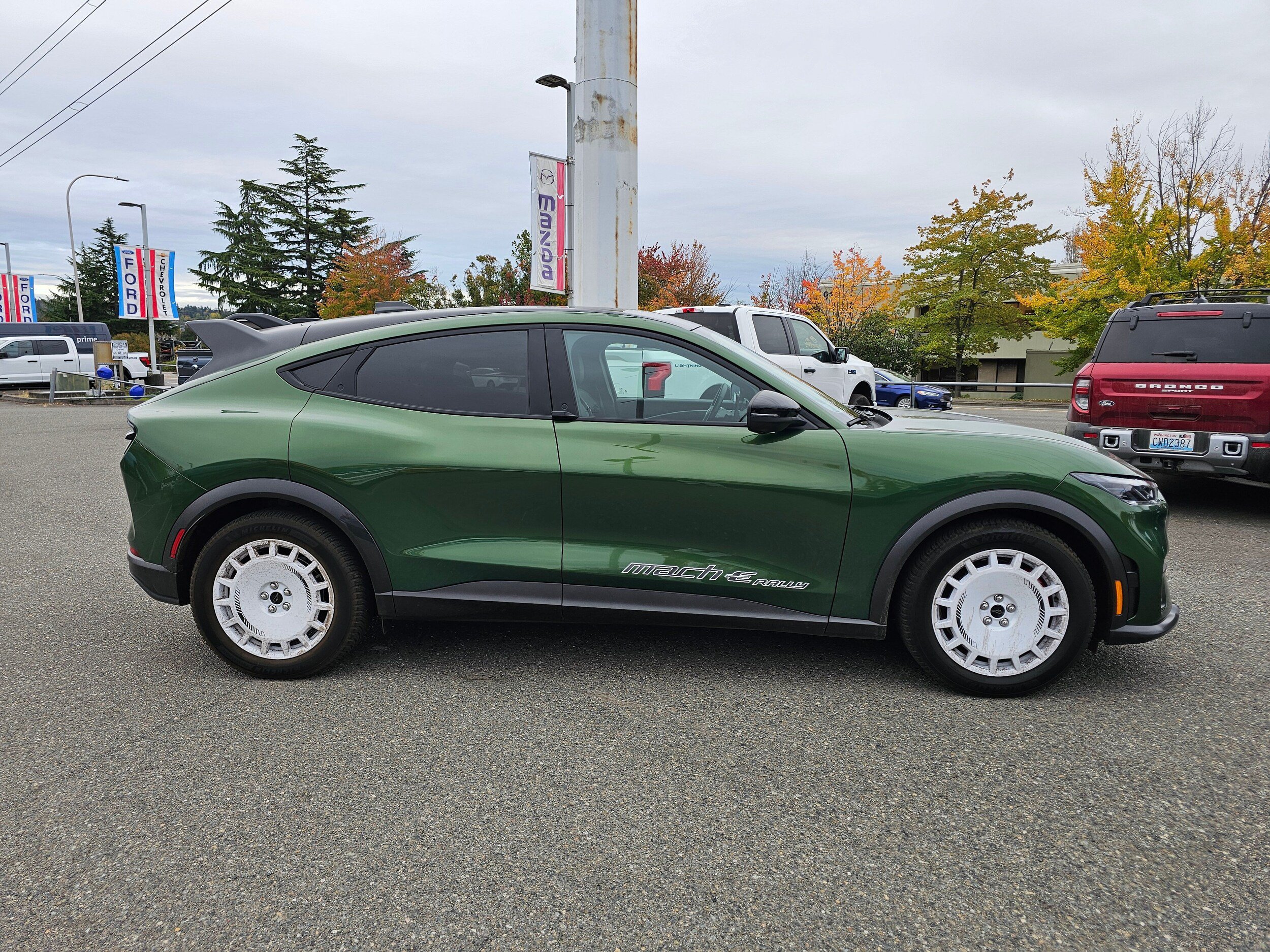 Used 2025 Ford Mustang Mach-E GT AWD/4WD image 4