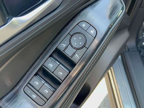 Used 2023 Nissan Rogue SV w/ SV Premium B Package AWD/4WD image 22