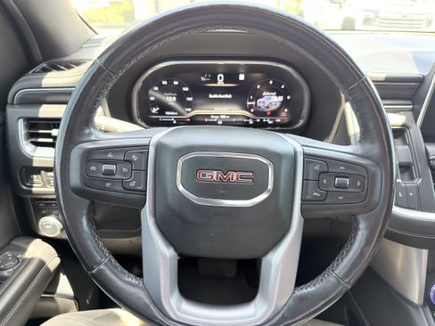 Used 2022 GMC Yukon SLT w/ SLT Premium Package AWD/4WD image 31