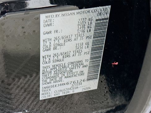 Used 2024 Nissan Frontier SL image 12