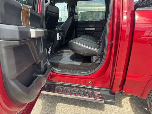Used 2018 Ford F150 Lariat image 16