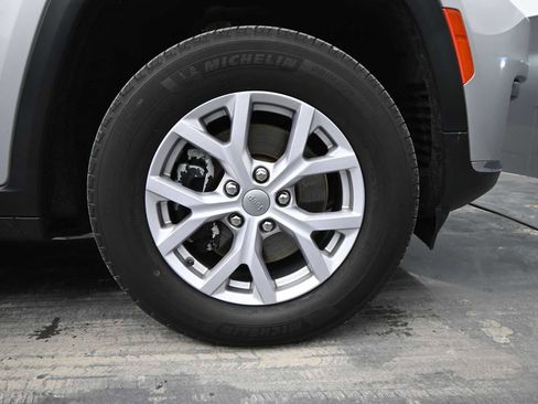 Used 2021 Jeep Grand Cherokee L Limited image 10