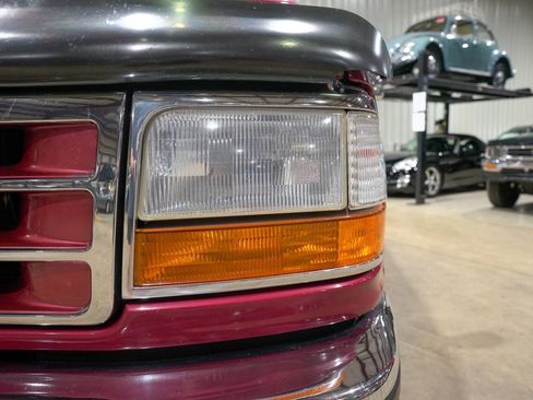 Used 1995 Ford Bronco XLT AWD/4WD image 35