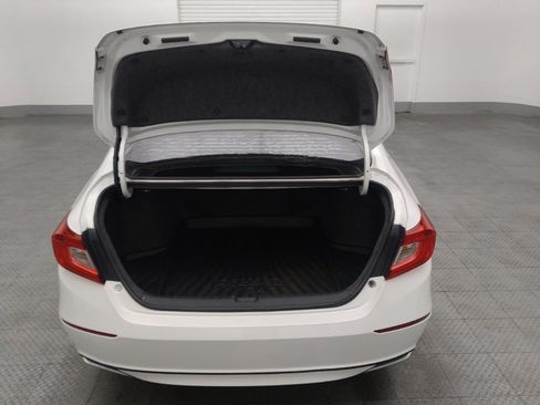 Used 2018 Honda Accord EX image 29