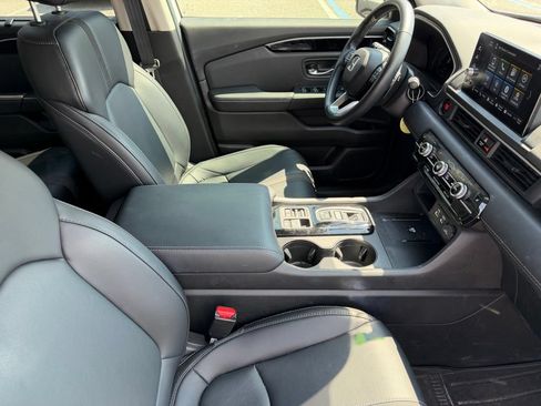 Used 2024 Honda Pilot EX-L image 15