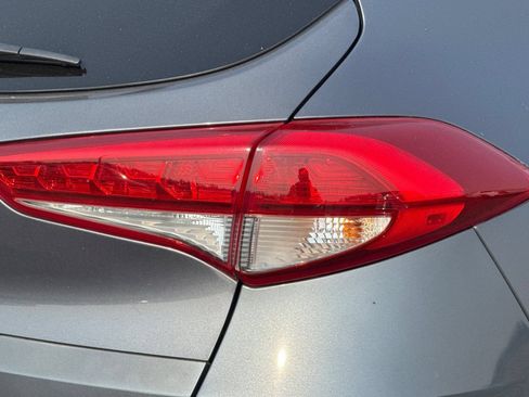 Used 2017 Hyundai Tucson Limited w/ Limited Ultimate Package 03 FWD image 51