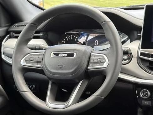 Used 2023 Jeep Compass Limited AWD/4WD image 27