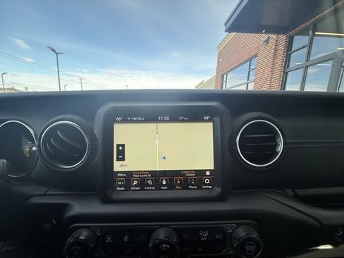 Used 2023 Jeep Wrangler Unlimited Rubicon 4xe w/ Cold Weather Group image 29