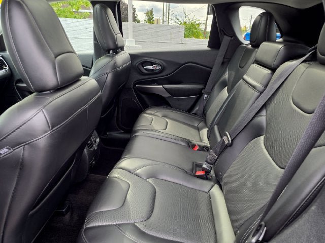 Certified 2019 Jeep Cherokee Limited AWD/4WD image 25